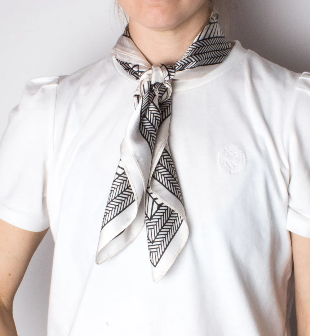 Scarf Chester vit/svart mönstrad
