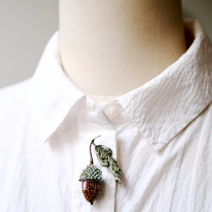 Brosch Acorn, Trovelore - 3