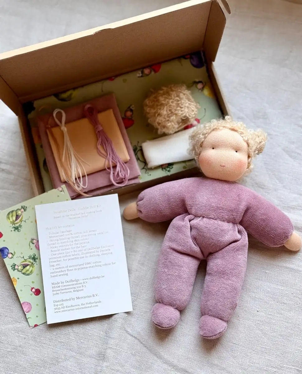 Gör din egen Waldorfdocka Docktillverkningskit – Sunshine Doll (Dollbelge) Dusty Rose  - 2