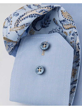 Skjorta blå med infälld print