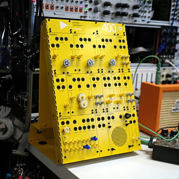 Teenage Engineering PO-400 modular, beg 