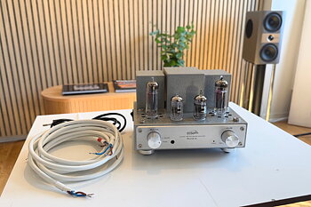 LM-218 IA - Begagnad rörförstärkare/hörlursförstärkare