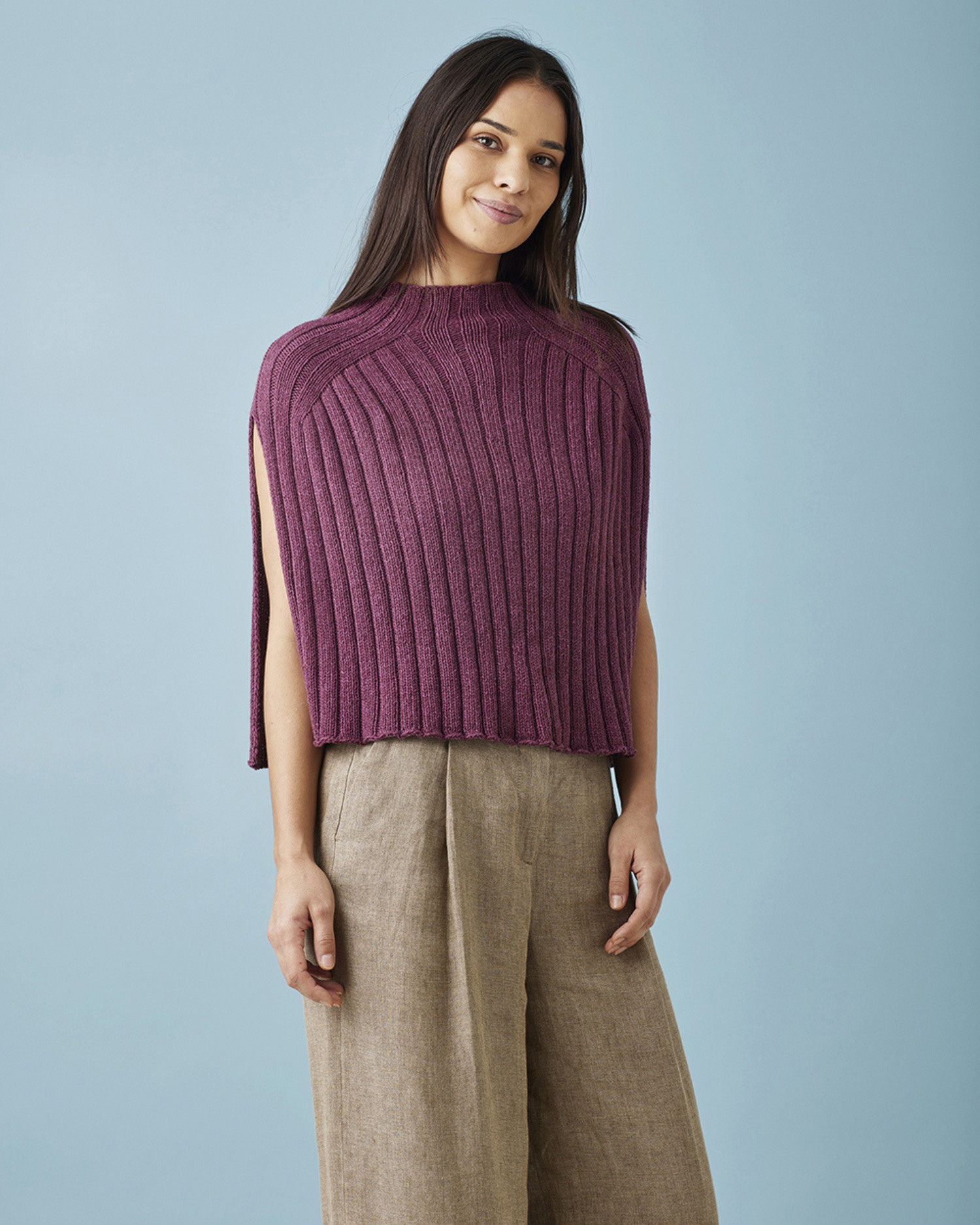 Poncho med sadelaxlar i Berta  890227 PDF