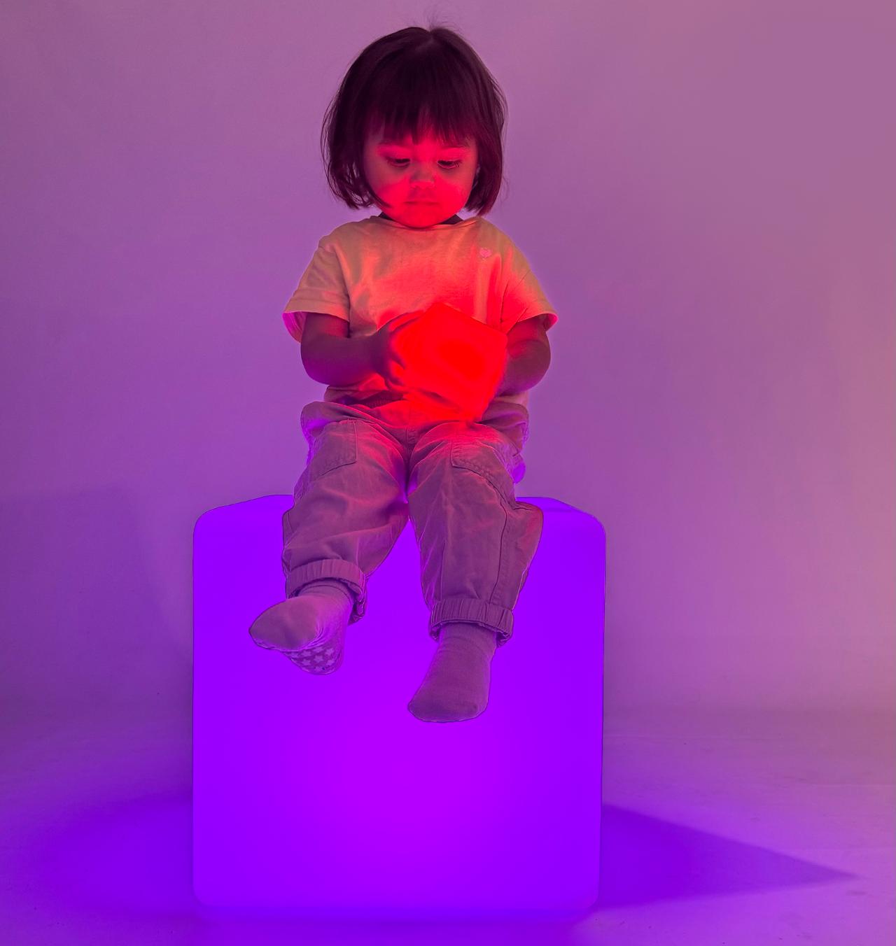 Ljuskub LED 15x15x15cm - 3