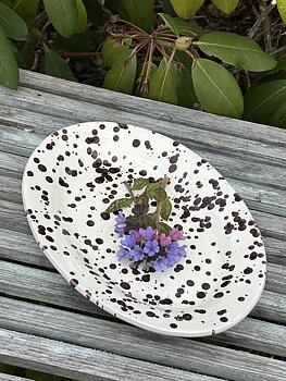 Ovalt fat 25 cm brun