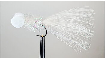 Boobyflugor eller "bobbyflugor" som dom också kallas betyder att det är en streamer som har två stora ögon som rejäl flytkraft. vit