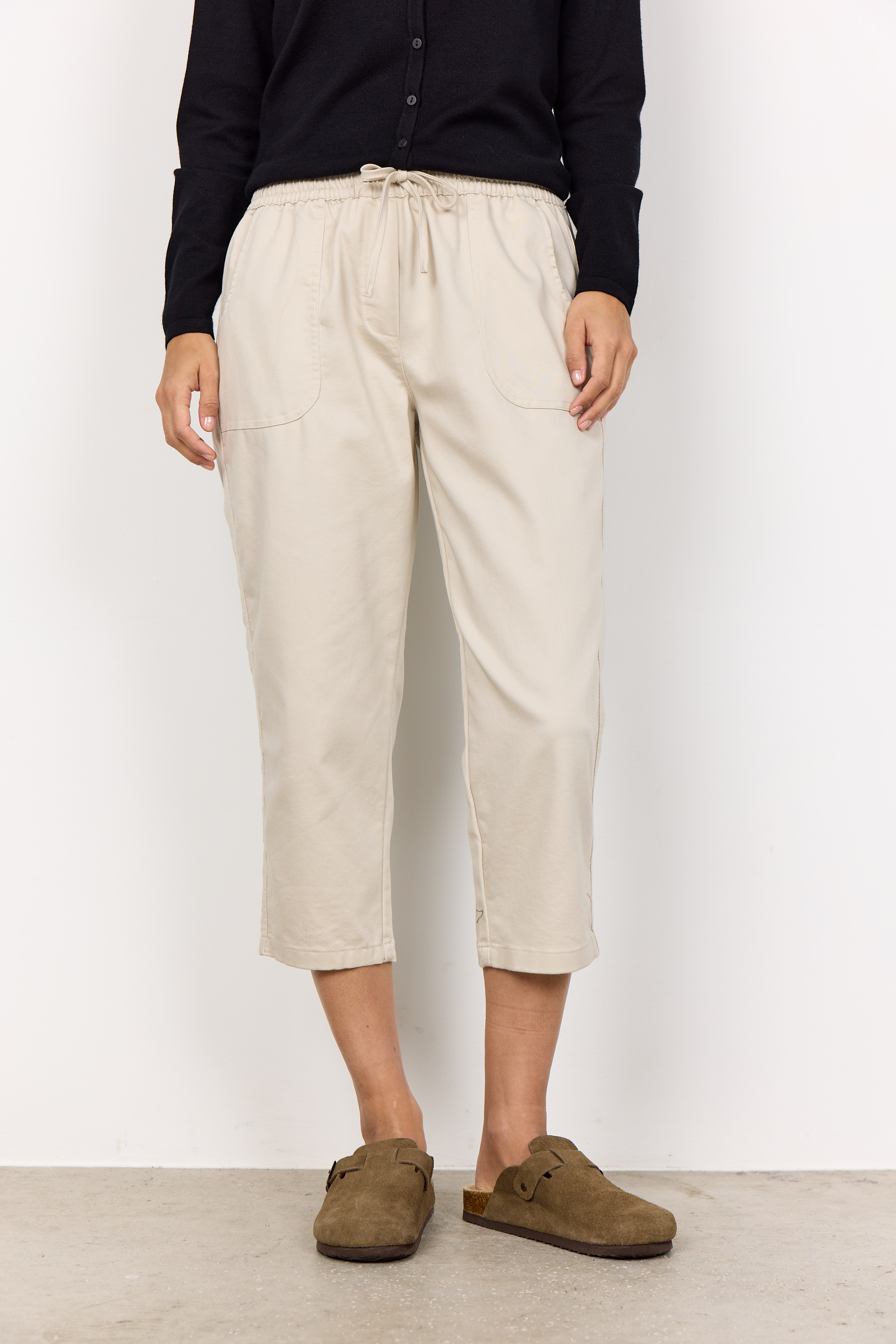 SC-Akila 23-c Beige Kort Byxa