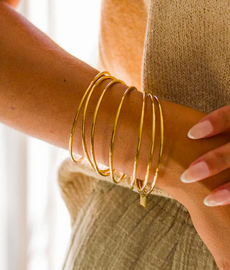 Theon bangle armband