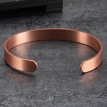 Paketerbjudande -Smyckeset med Magnetarmband och Ring i Antik Koppar med Magneter