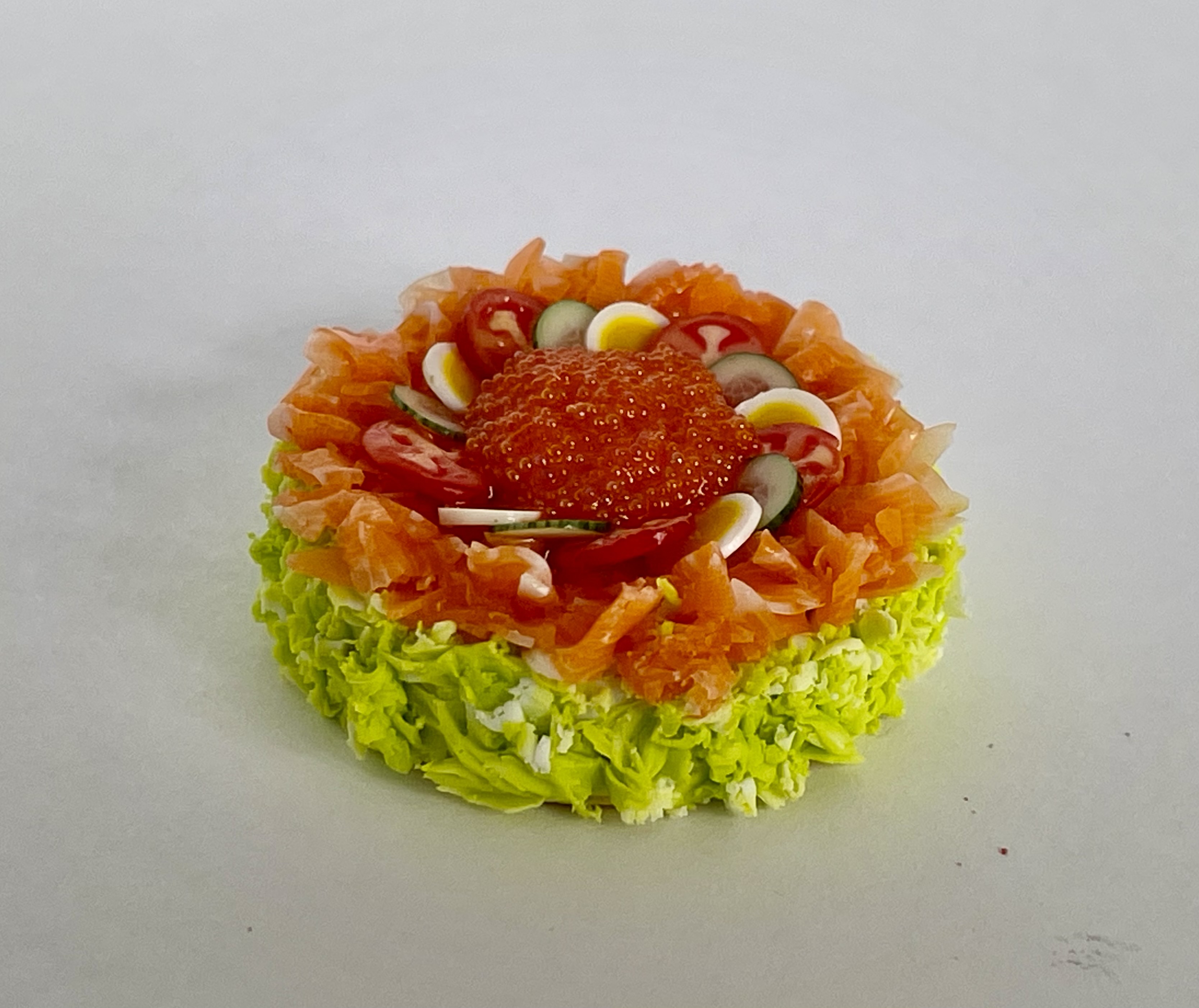 Sandwich cake round with salmon and fish caviar -Sandra Vikström