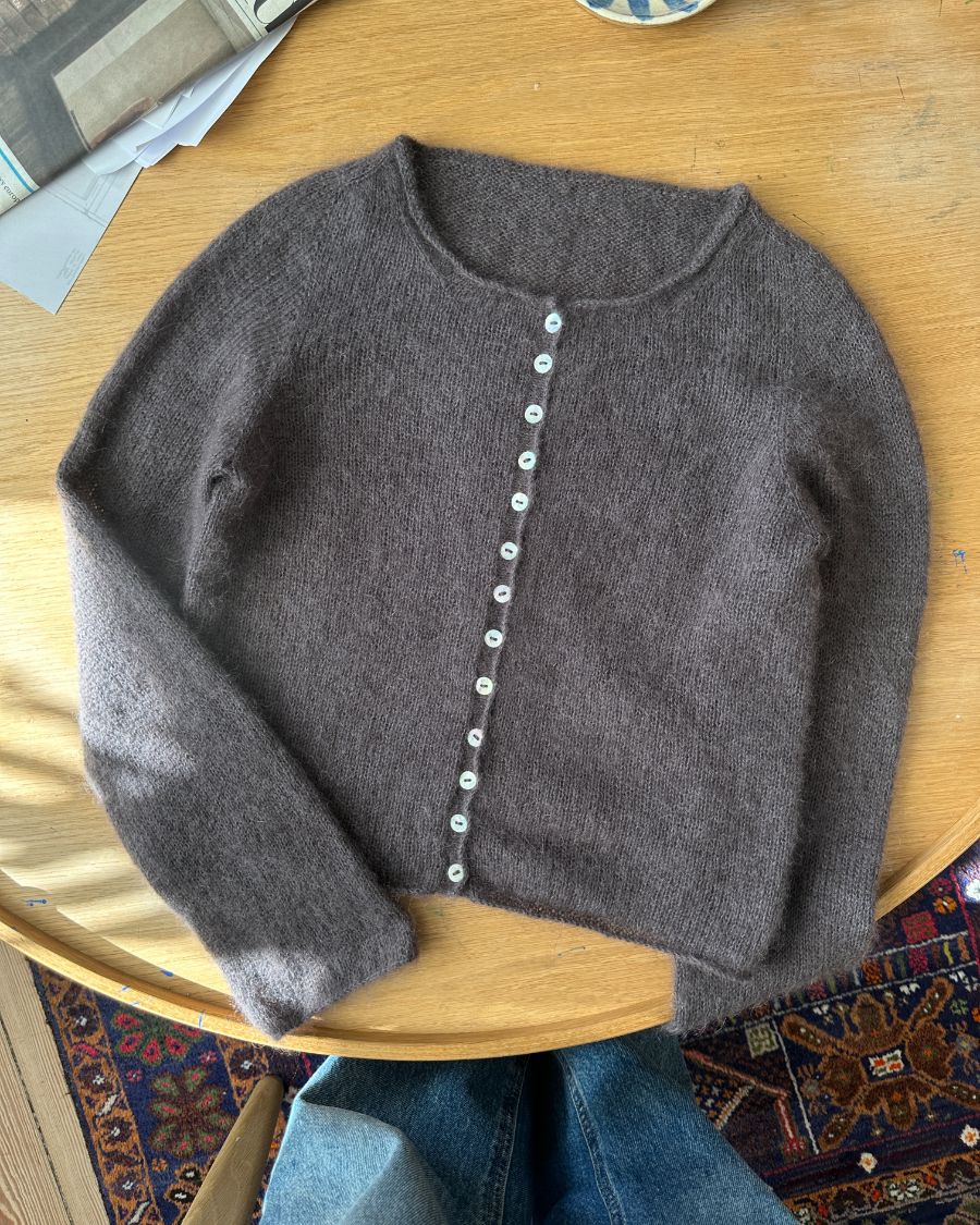 PetiteKnit Ivy Cardigan (23 m st 3,5) - 2