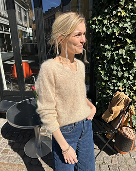 PetiteKnit Cumulus Blus (18 m st 4,5)