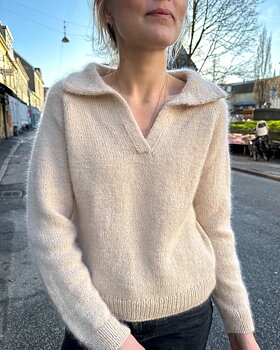 PetiteKnit Elisabeth Blouse (23 m st 4)