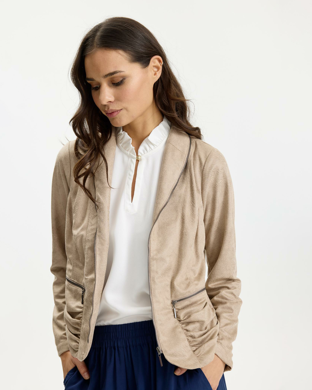 Kavaj/jacka Betty med dragkedja beige - 3