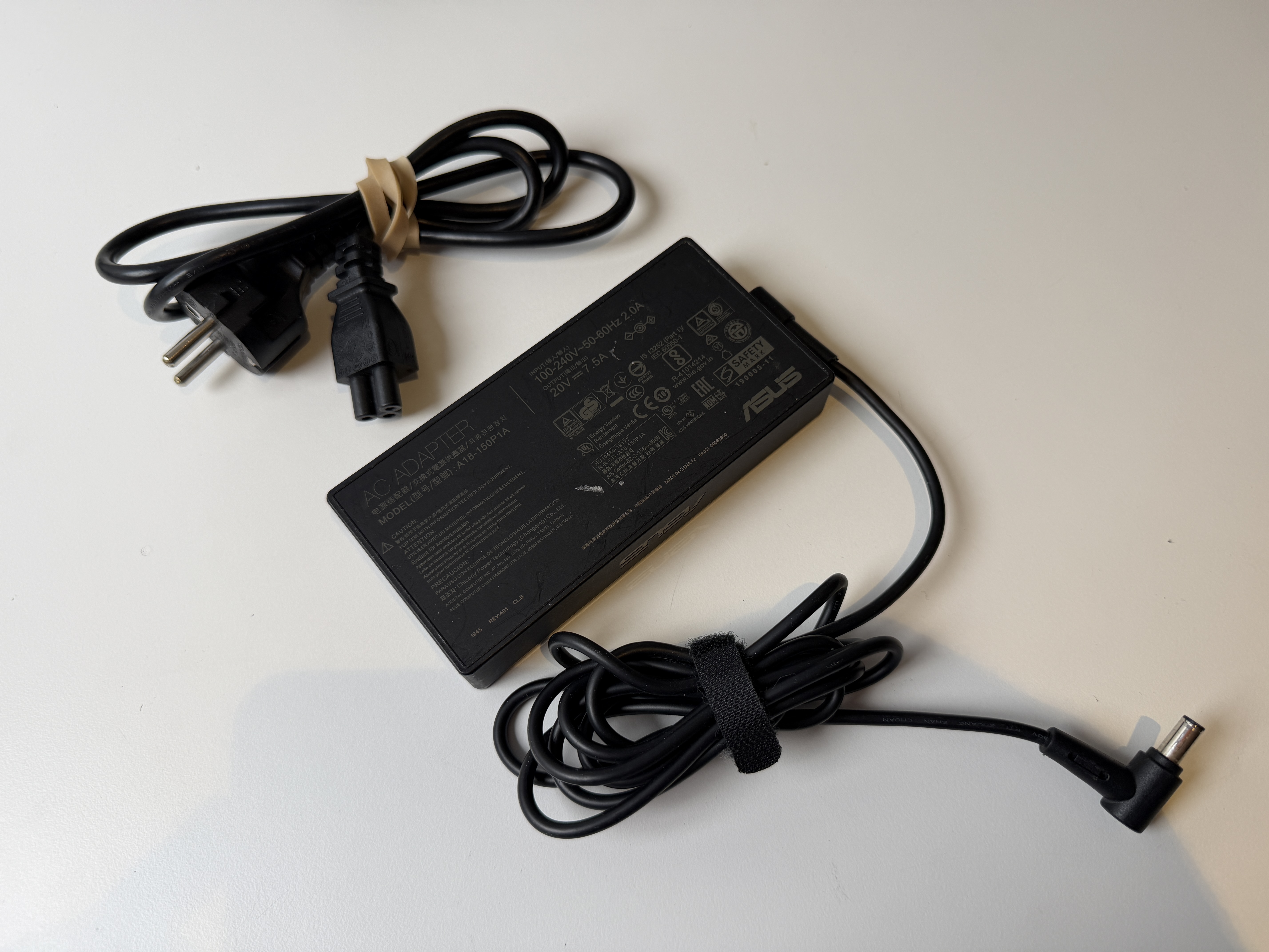Begagnat ASUS 150W Laptop-laddare 20V 7.5A 6.0 x 3.7mm med Pin A18-150P1A