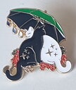 Brosch/pin  "Katter under paraply" Fraktfritt