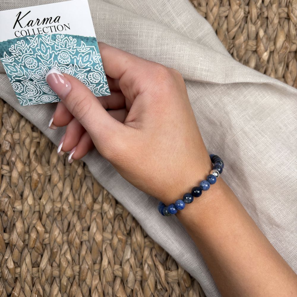 IAMLUND Karma S armband Dumortierit silver