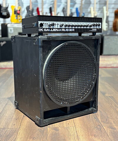 Topp och låda för basisten -Gallien-Krueger 700RB - 380W topp & 15” låda