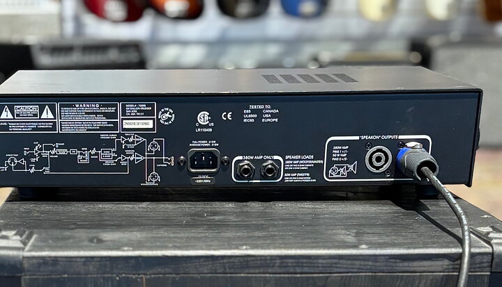 Topp och låda för basisten -Gallien-Krueger 700RB - 380W topp & 15” låda
