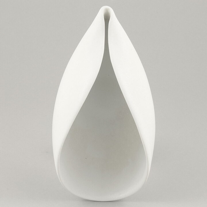 Stig Lindberg (Veckla 1950) White Sculptural Bowl 18 cm (5)