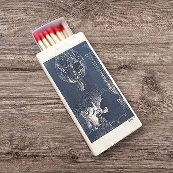 Mumin Tändsticksask i trä 10x5 cm - Ancestor Chandelier