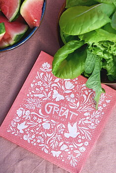 Korallrosa servett: How great Thou art!