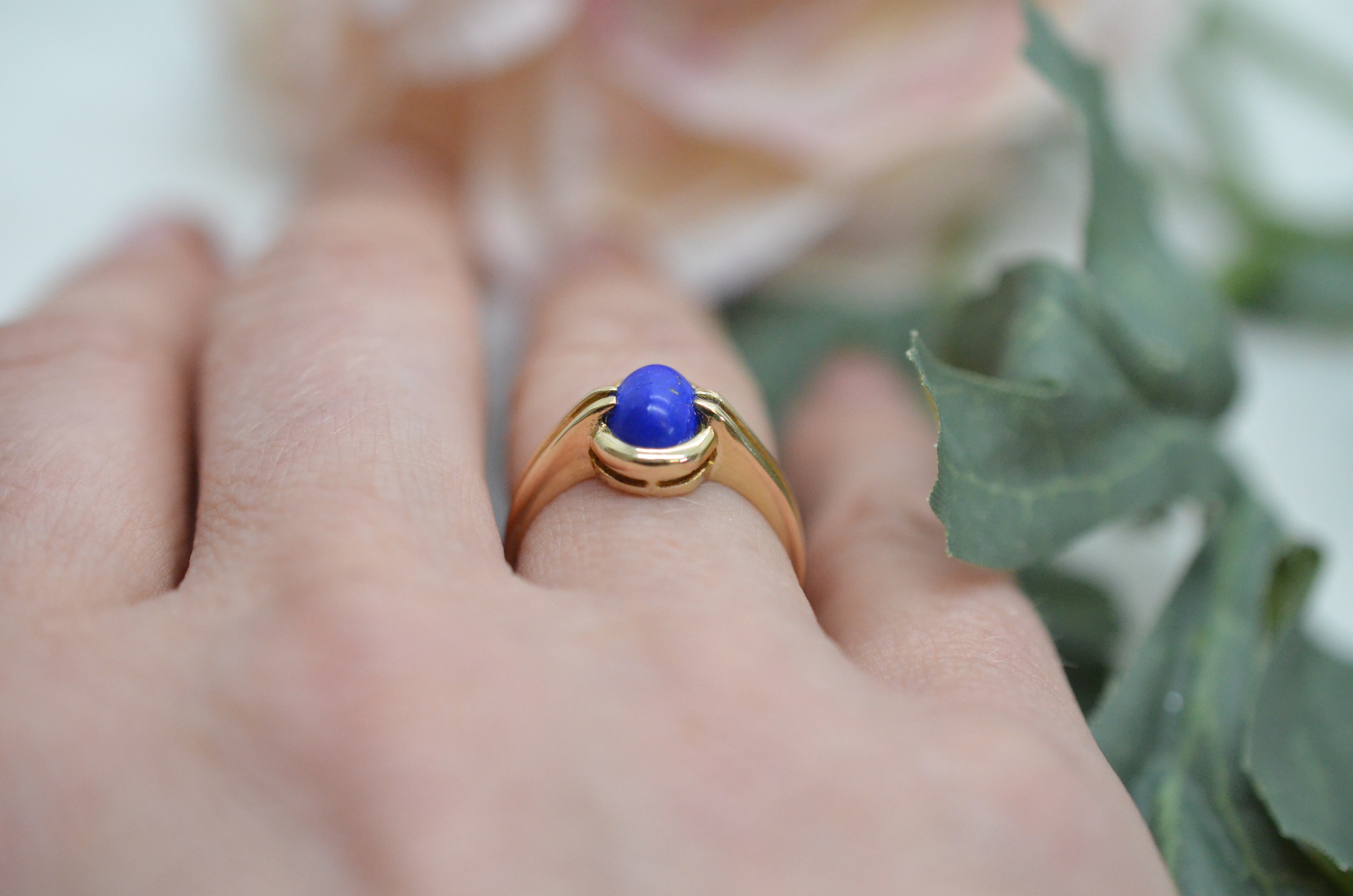 Second Hand 14k ring with blue stones - 4