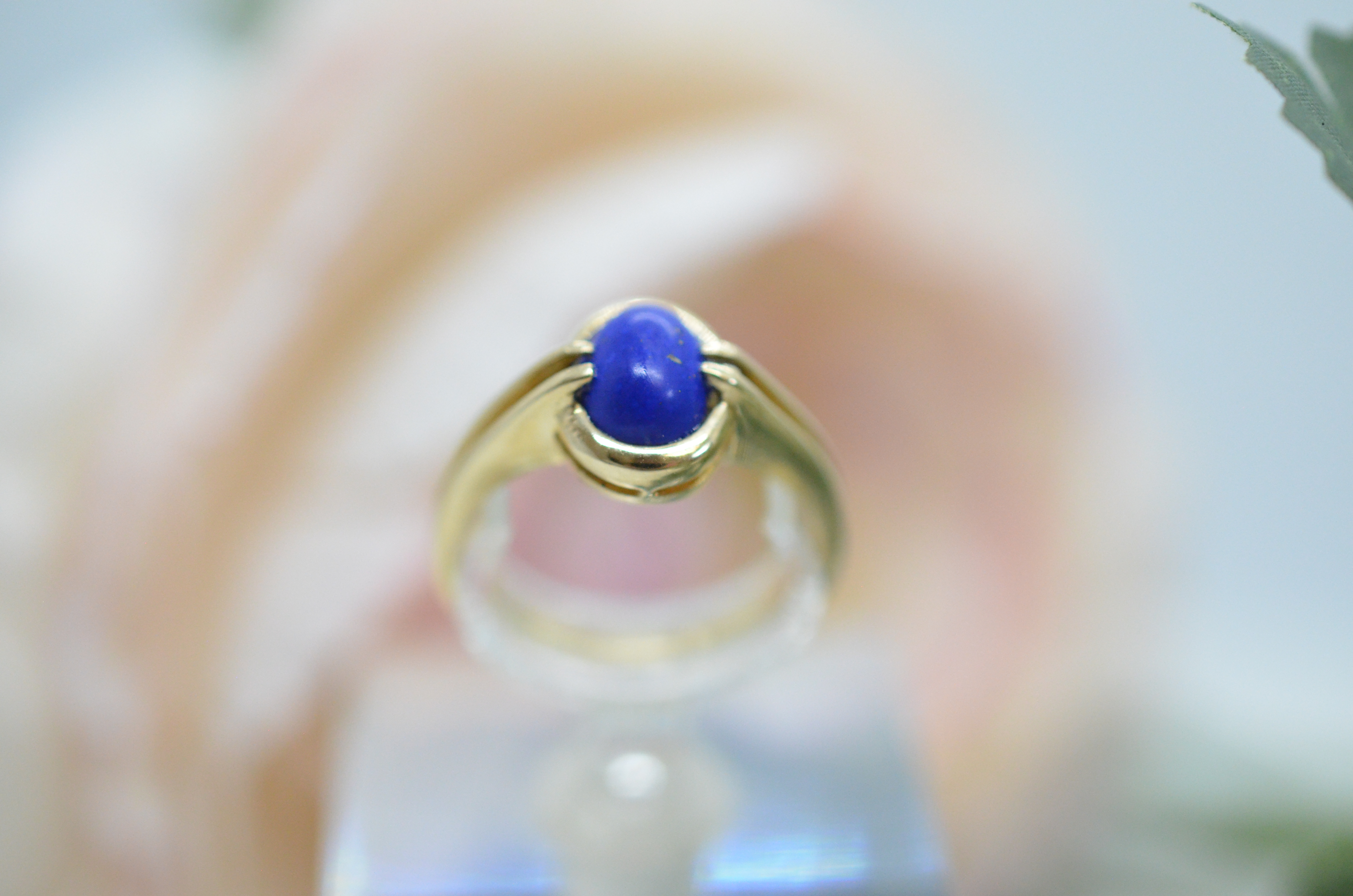 Second Hand 14k ring with blue stones - 2