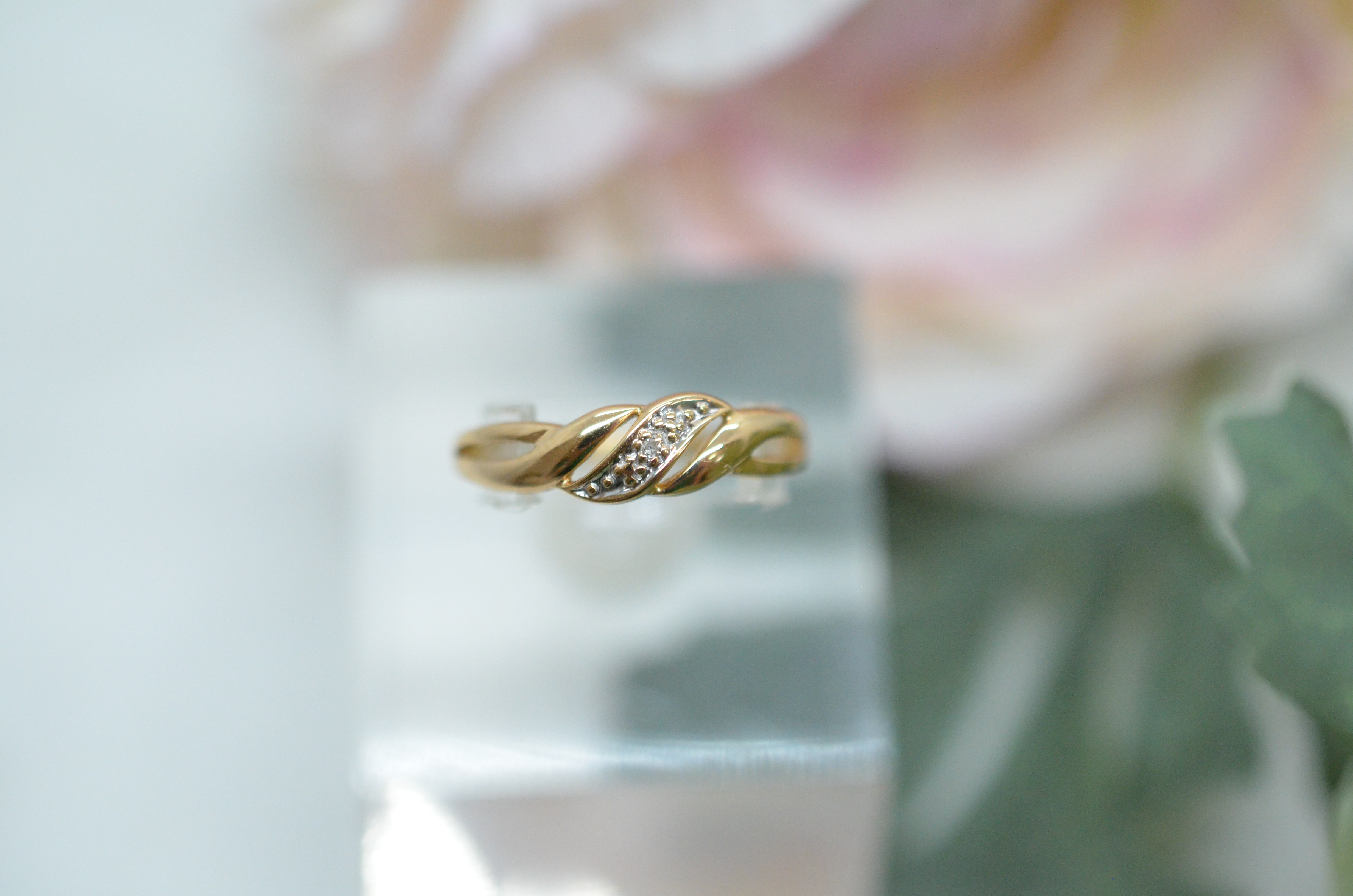 Second Hand 18k diamond ring - 2