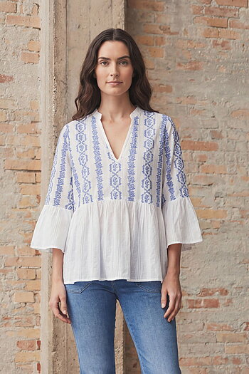 Isay - Mina Blouse Blue Flower Vine