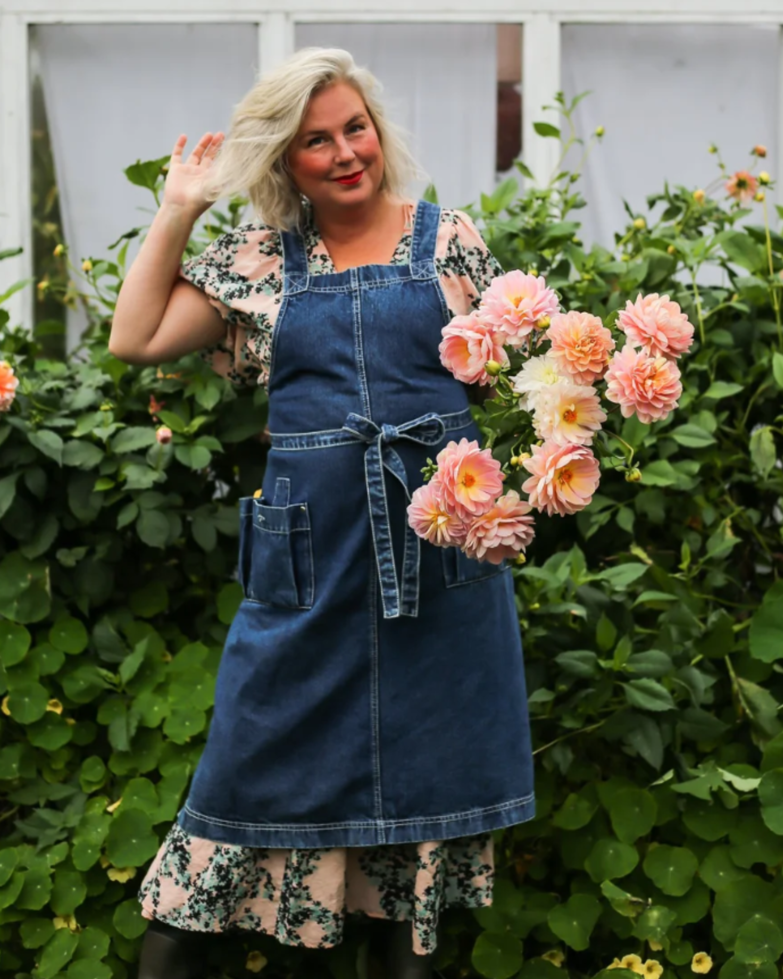 Denim garden apron - Hanna Wendelbo x Eldgarden
