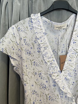 Coconut Milk Long Wrap Blue/ Flower 