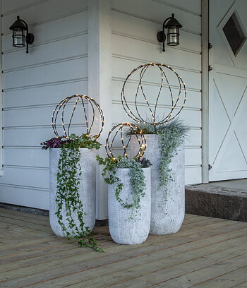 Ljusklot Sphere 40 cm. 88 LED-lampor. Mellan