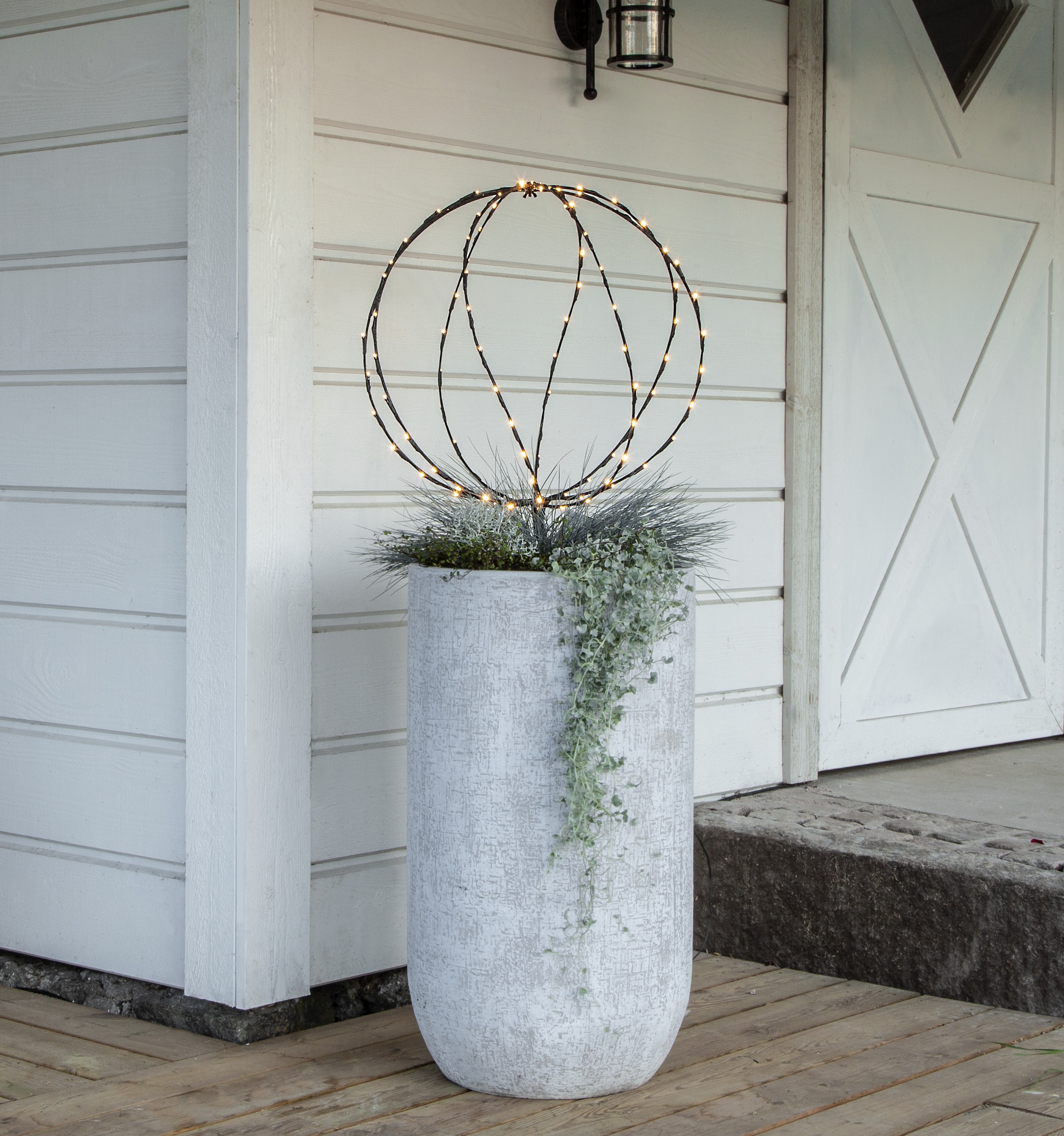 Ljusklot Sphere 50 cm. 104 LED-lampor. Stor