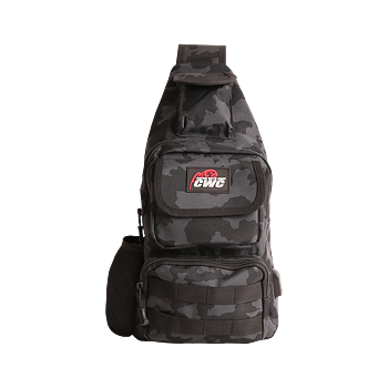 CWC Sling Bag är den ultimata streetfiske-väskan, designad för att möta behoven hos den moderna sportfiskaren. 