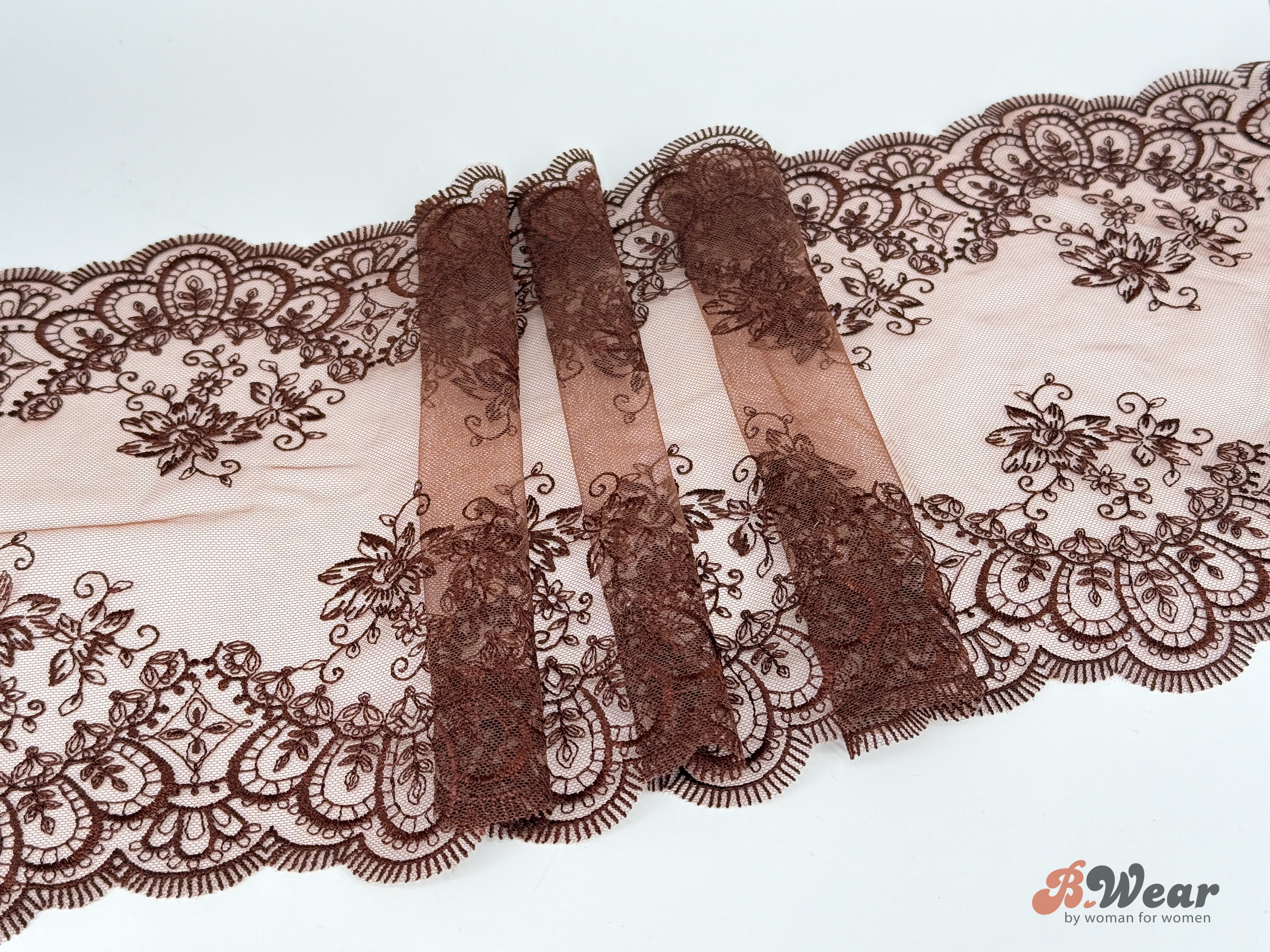 Beautiful Brown - non-stretch lace - 23 cm