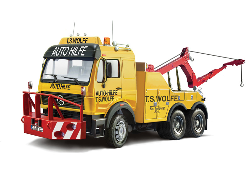 1/24 MERCEDES-BENZ WRECKER TRUCK