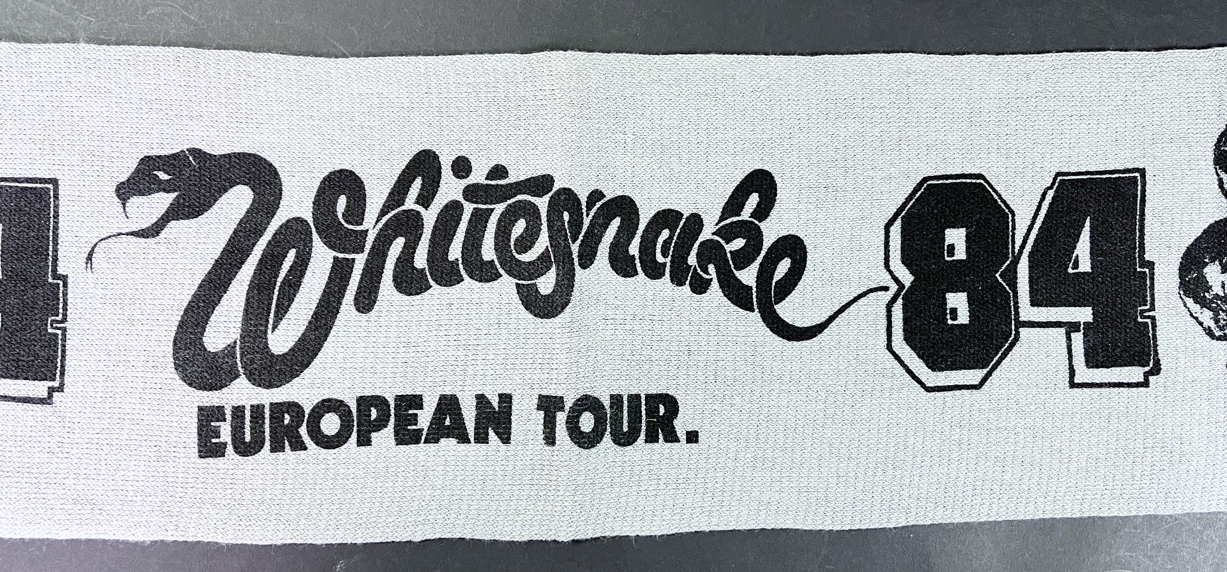 WHITESNAKE - Turnéhalsduk 1984