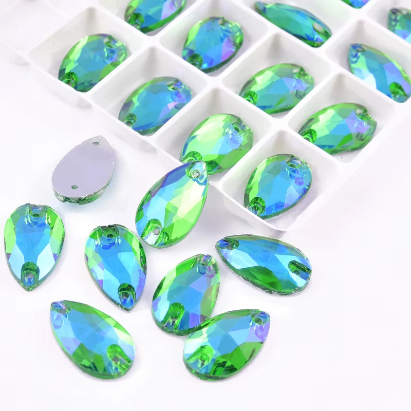 Droppe - Emerald AB  18x10,5 mm