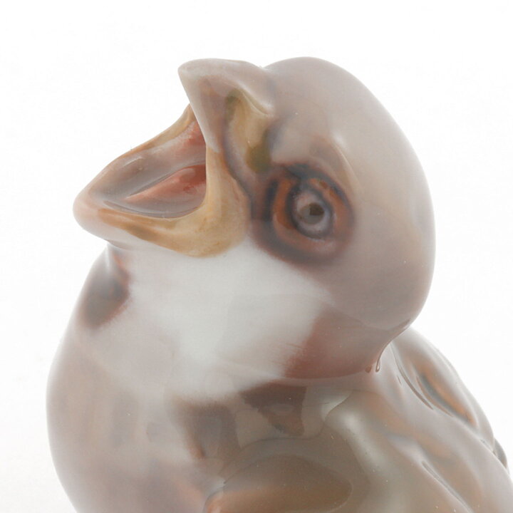 クヌート・キューン  茶/白色の鳥のヒナ  7cm  20世紀  #1852