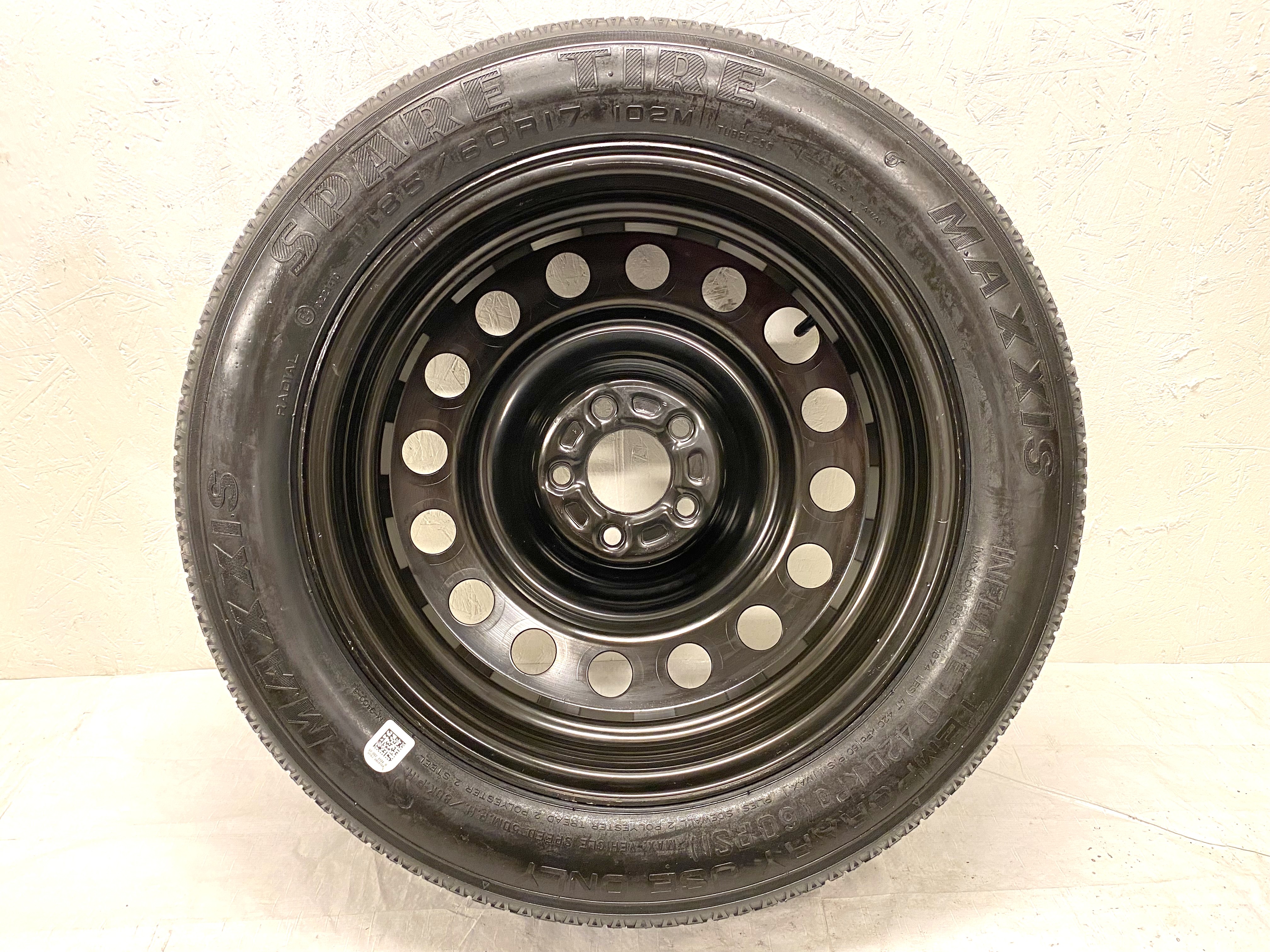 RESERVHJUL | 17" FORD MUSTANG S197 2005-2014 | 5x114.3 5x17 ET37 70.3 + T 185 60 R17 MAXXIS SPARE TIRE Temporary Use Only | V41-2004 | 3mm (Original) - 2