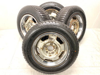 Kompletta Vinterhjul Friktion | 14" Volvo 240 + 3 st SNOBBRINGAR 5x108 5.5x14 ET20 65.1 + 185/65 R14 King-Meiler Winter Tact 80+ Regummerat | V32-2012 | 8|8|8|8 mm