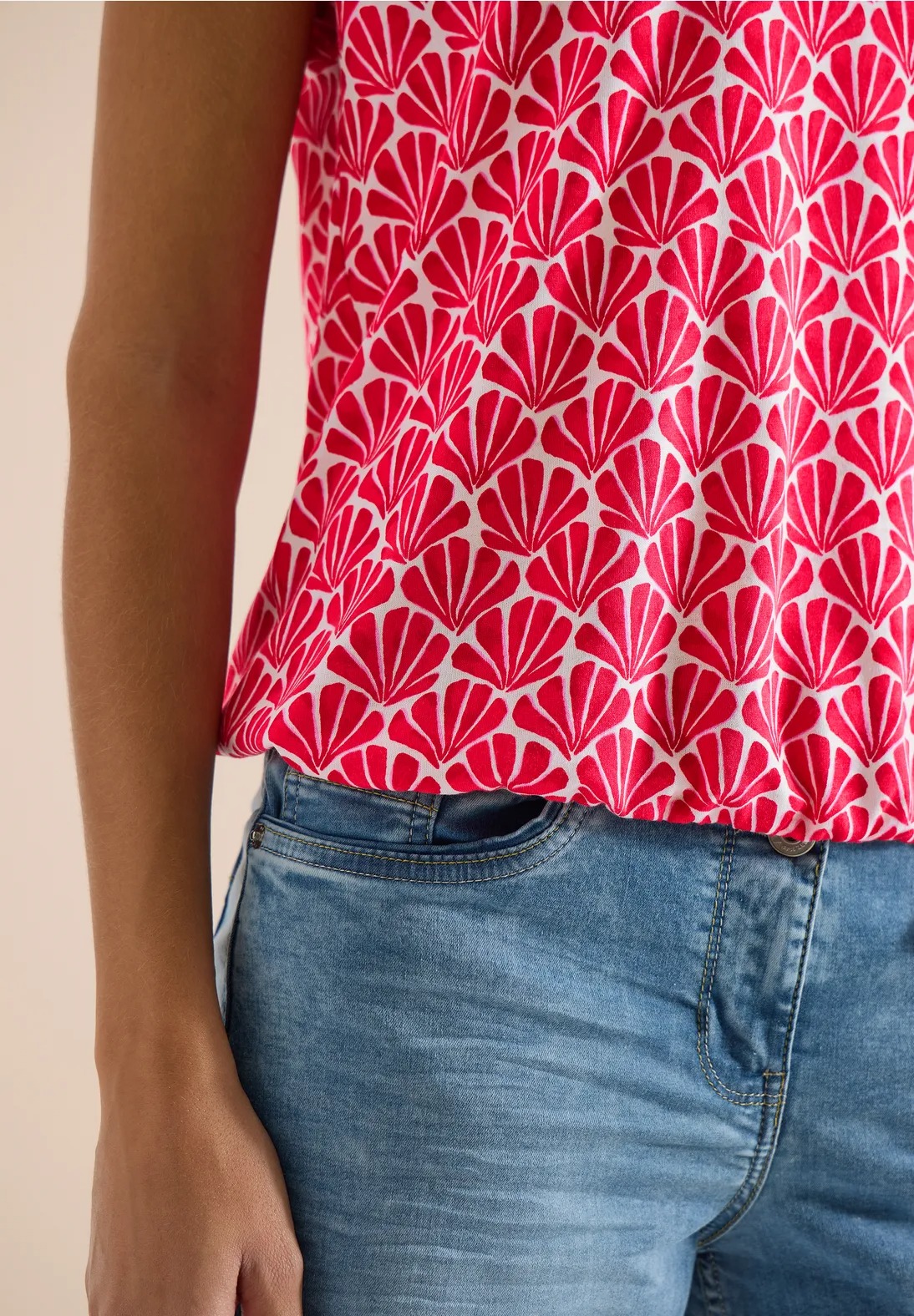 Minimal Lace Shoulder T-Shirt - Stl. L - Cecil - 4