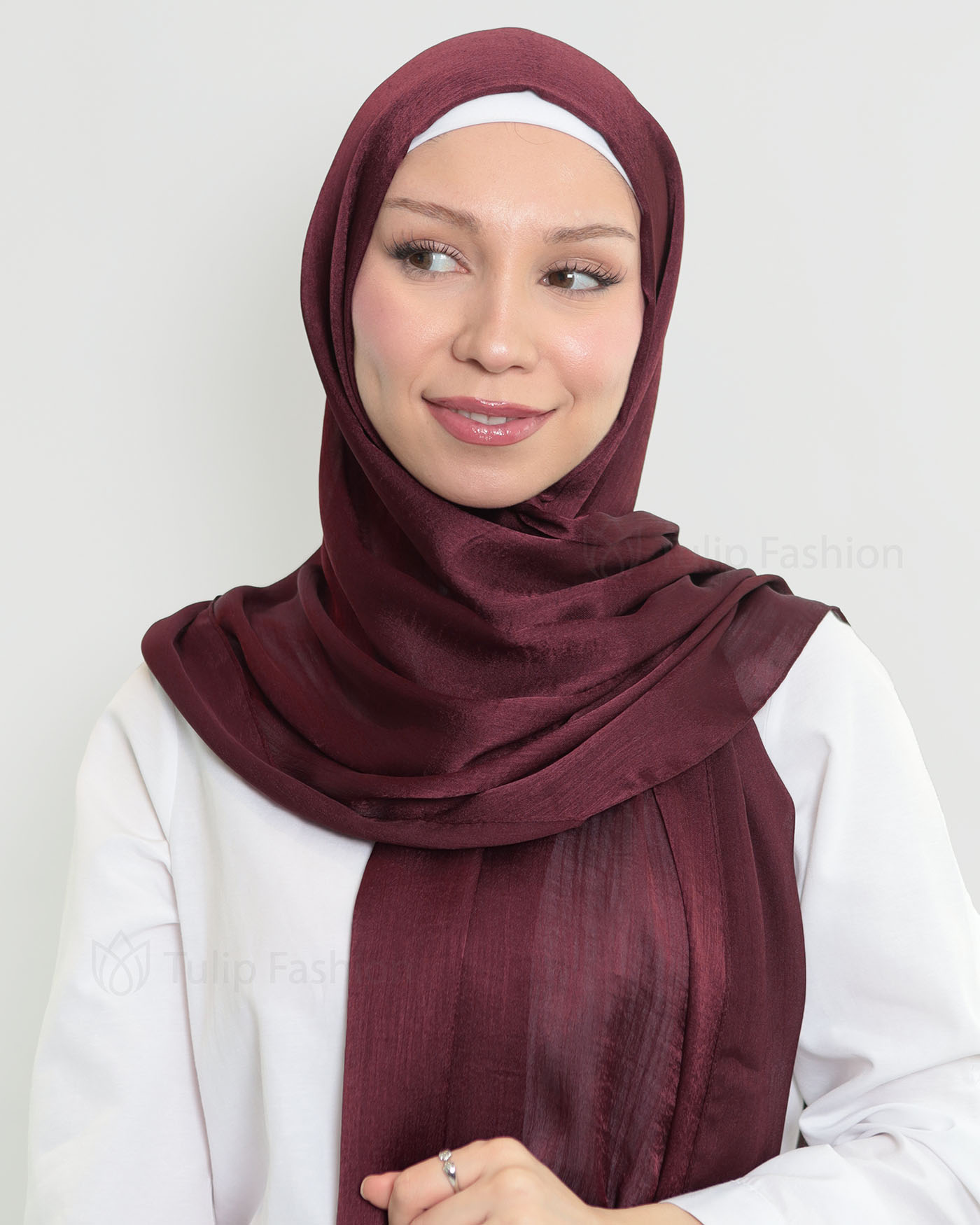 Hijab - Metallic Satin - Maroon - 3