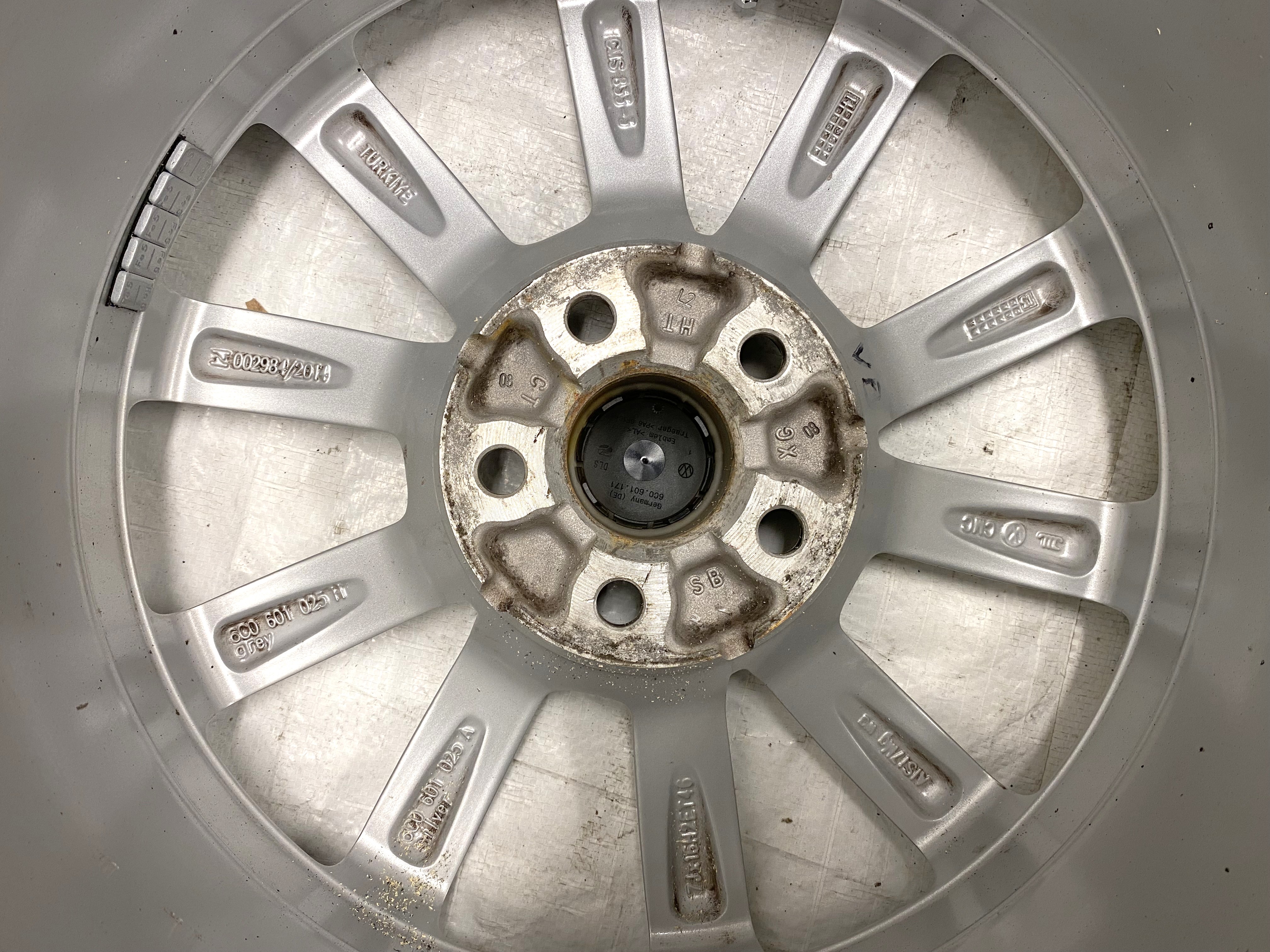 BEGAGNAT | 4 st | 16" ALUFÄLGAR Original VW POLO | 5x100 7x16 ET46 57.1 - 2