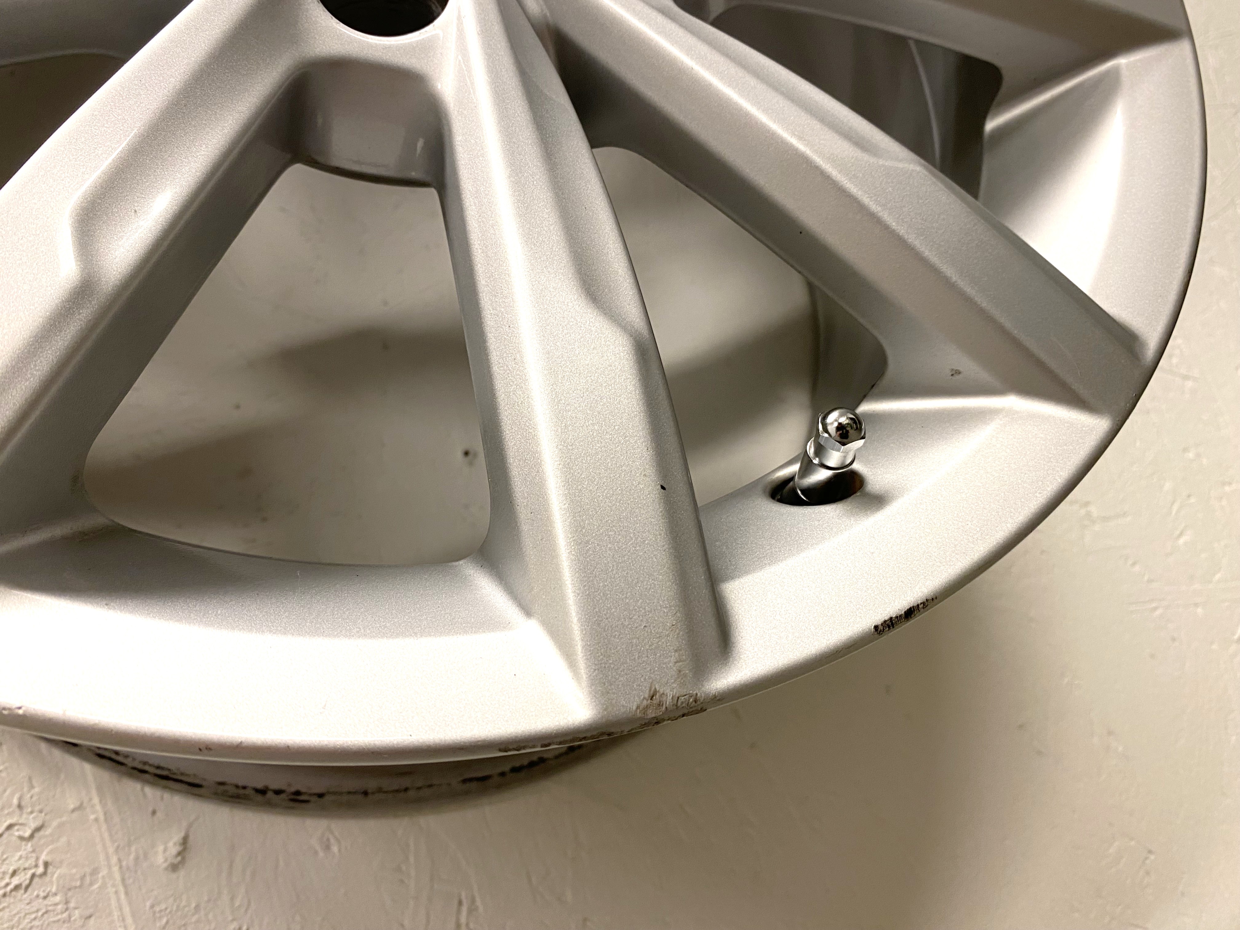 BEGAGNAT | 4 st | 16" ALUFÄLGAR Original VW POLO | 5x100 7x16 ET46 57.1 - 5
