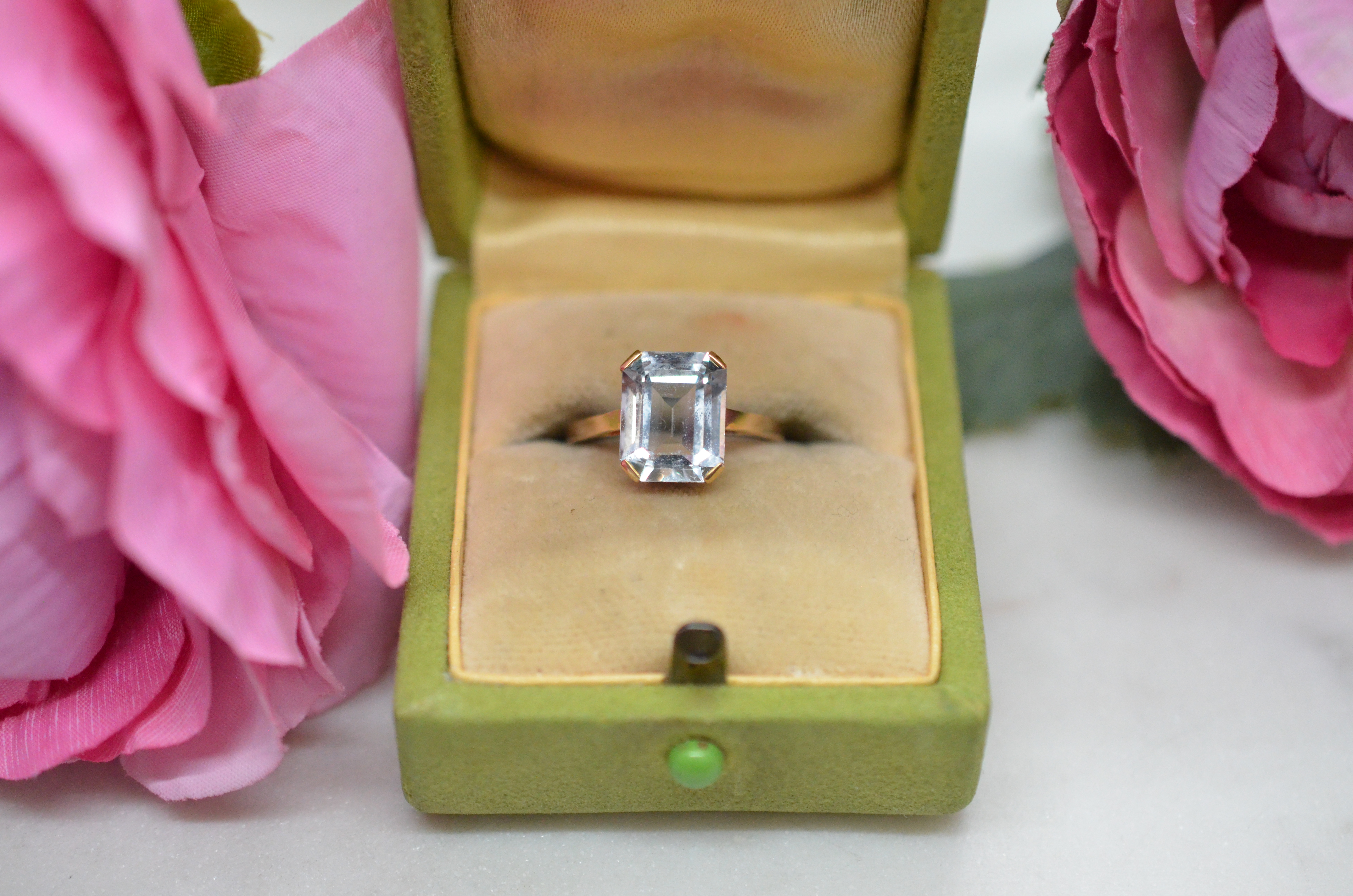 Vintage 18k ring with light blue stone, 1946