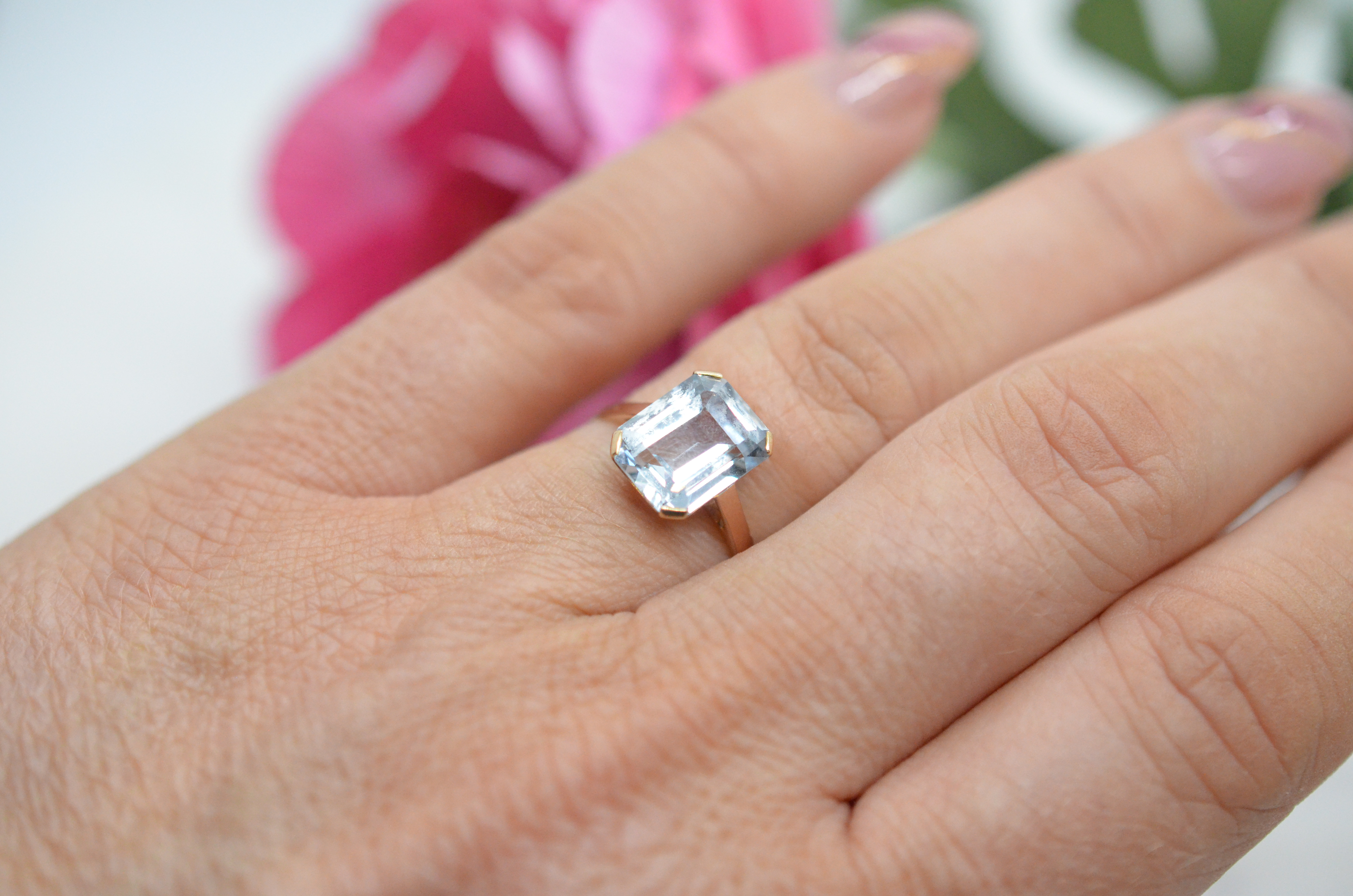 Vintage 18k ring with light blue stone, 1946 - 5