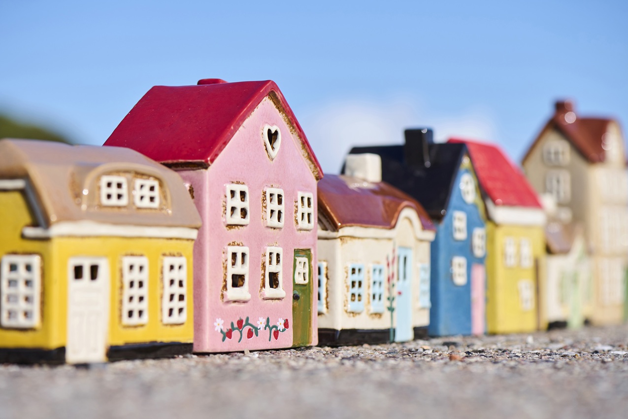 Ebeltoft Ljuslykta Hus - Gul med vit dörr 11 cm - 3