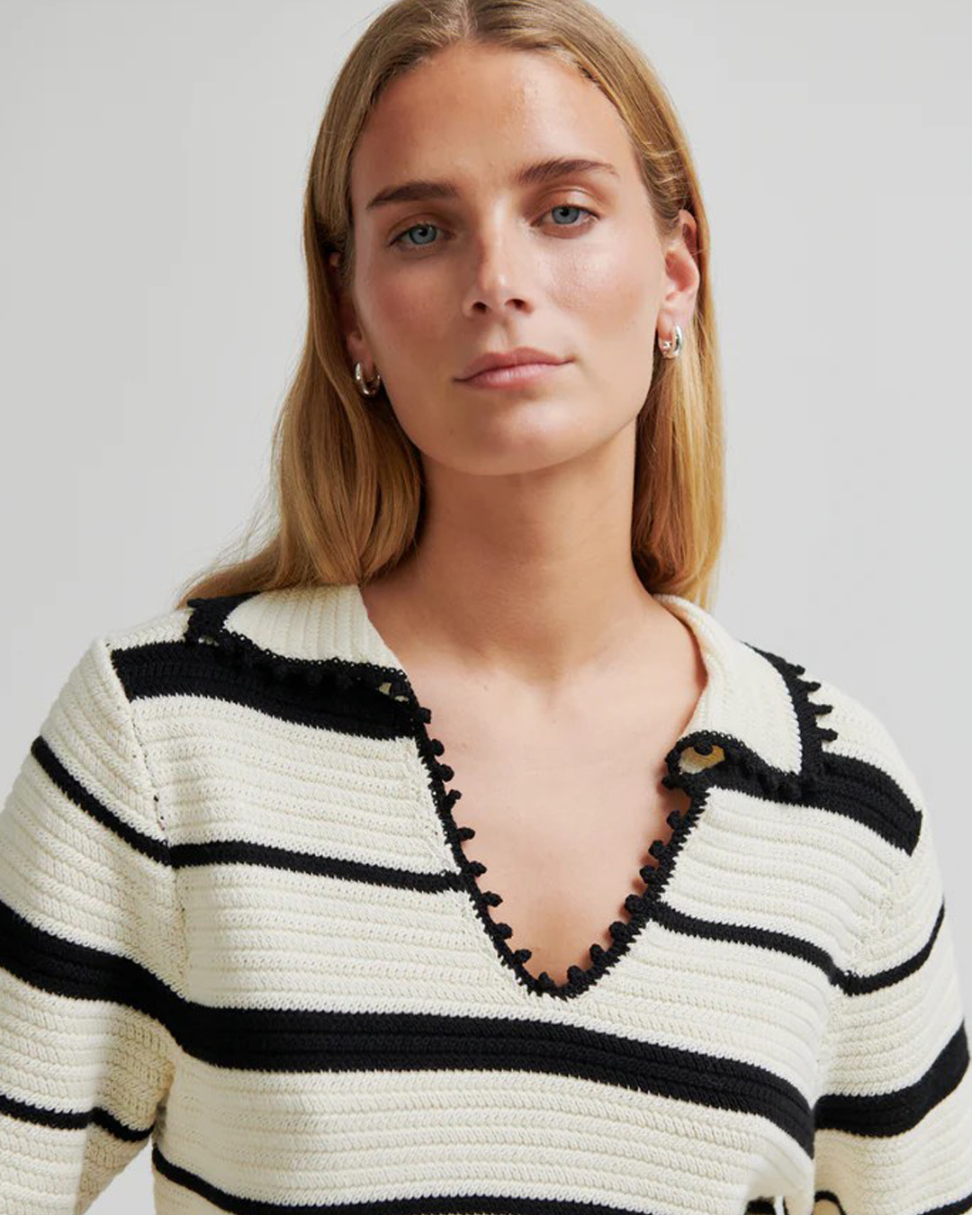 Jumper Susi kort ärm randig svart/beige - 3